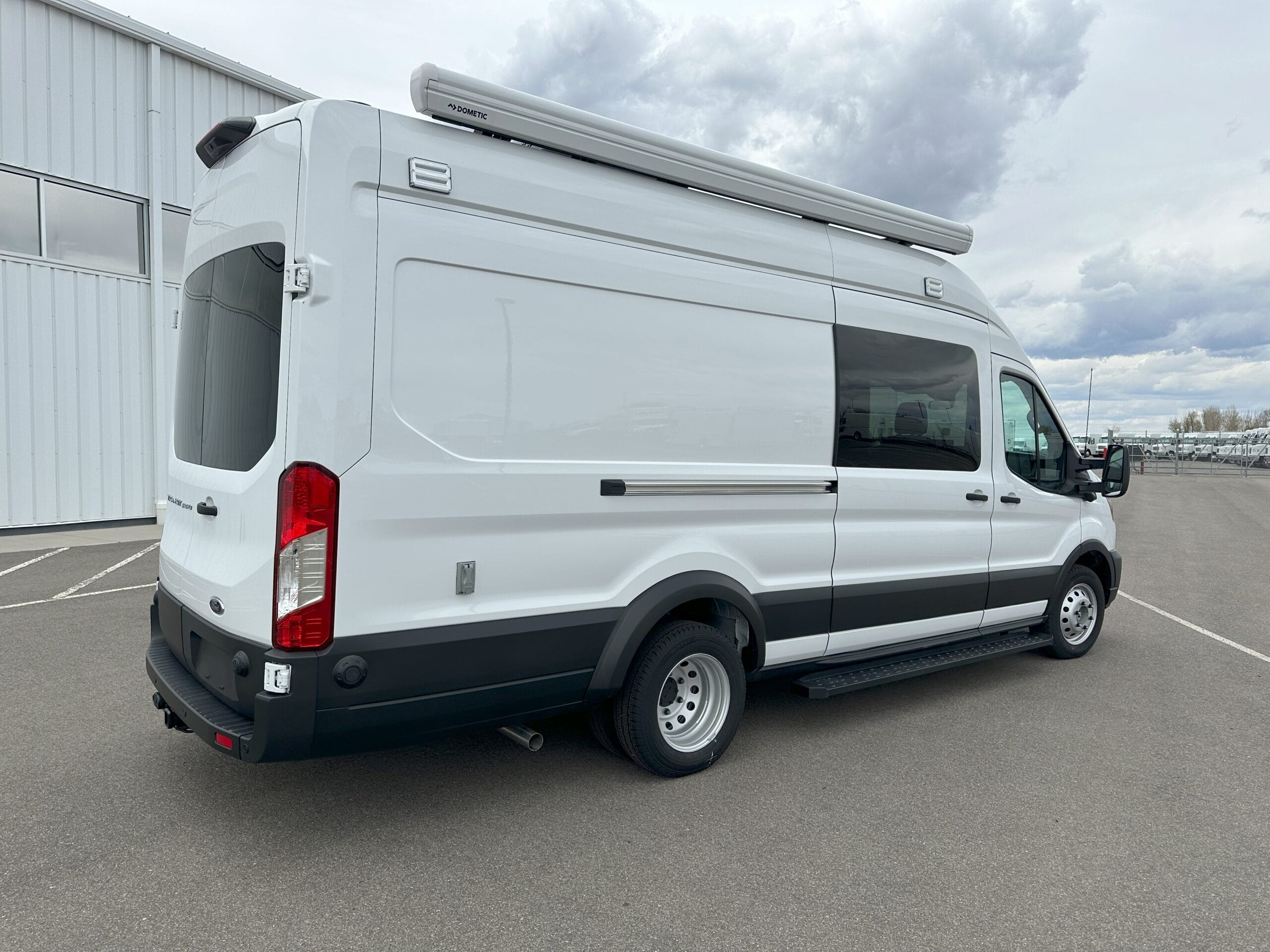 fully equipped health services vehicle for sale - summit bodyworks 3